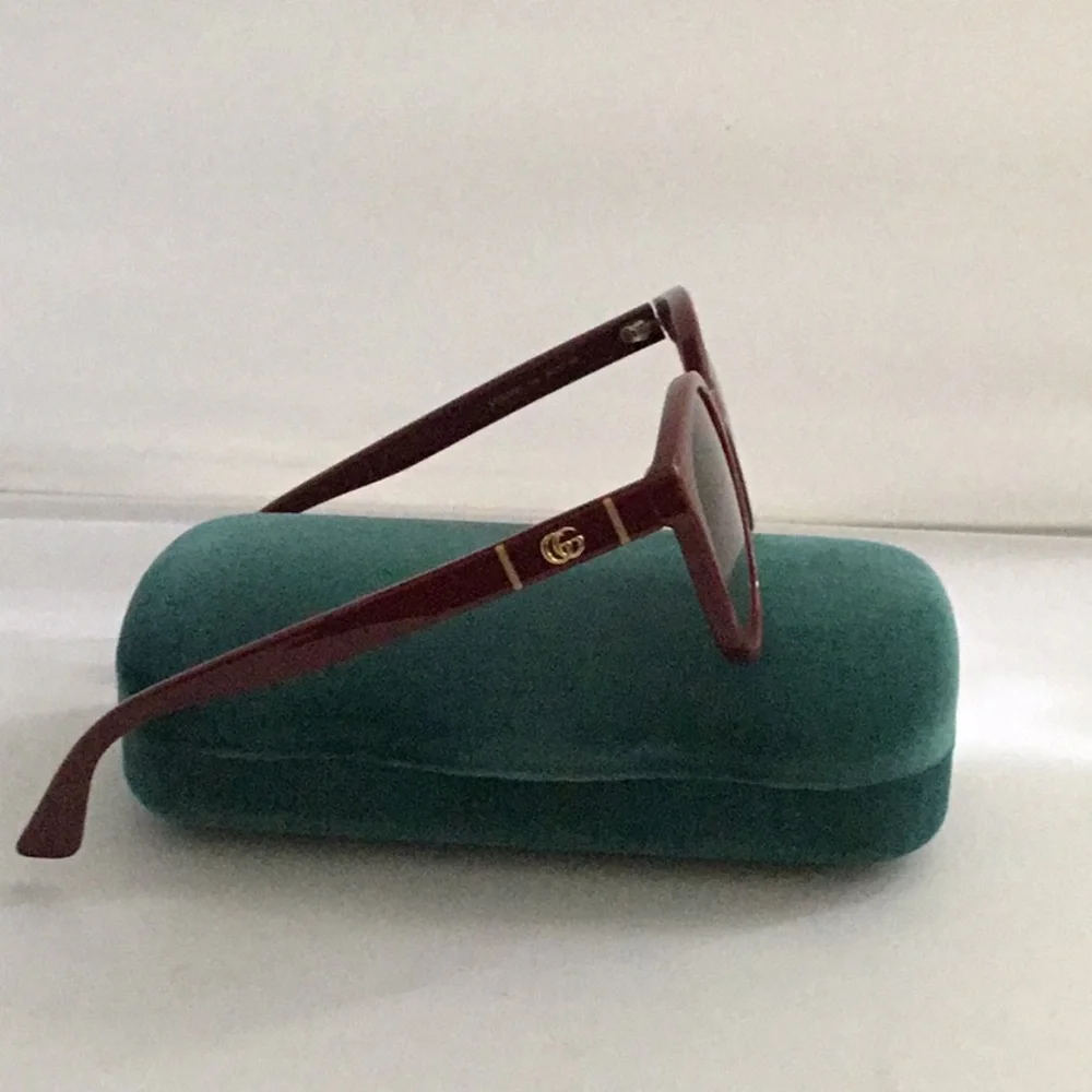 GUCCI SUNGLASSES FOR LADIES. - Picture 9 of 11